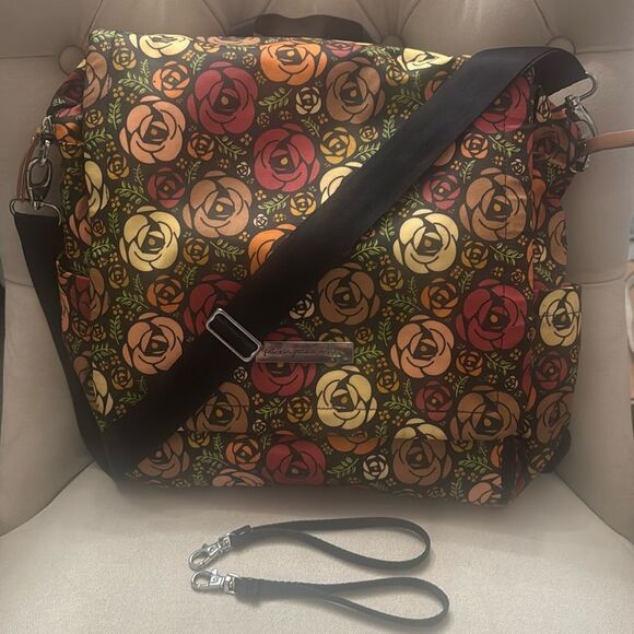 Petunia Pickle Bottom Handbags - Petunia Pickle Bottom Baby Diaper Bag Crossbody/Backpack